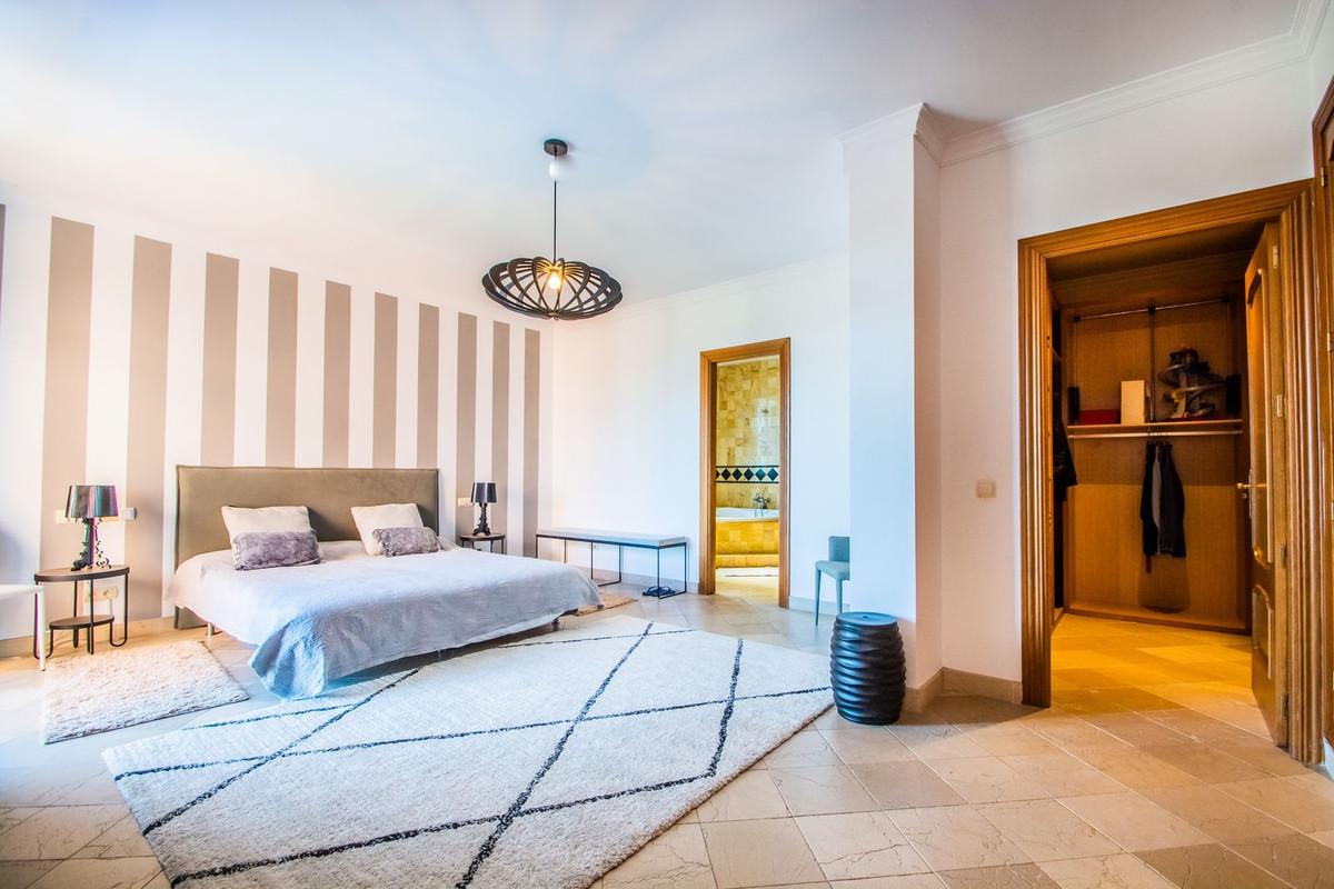 Apartment Penthouse in Cancelada