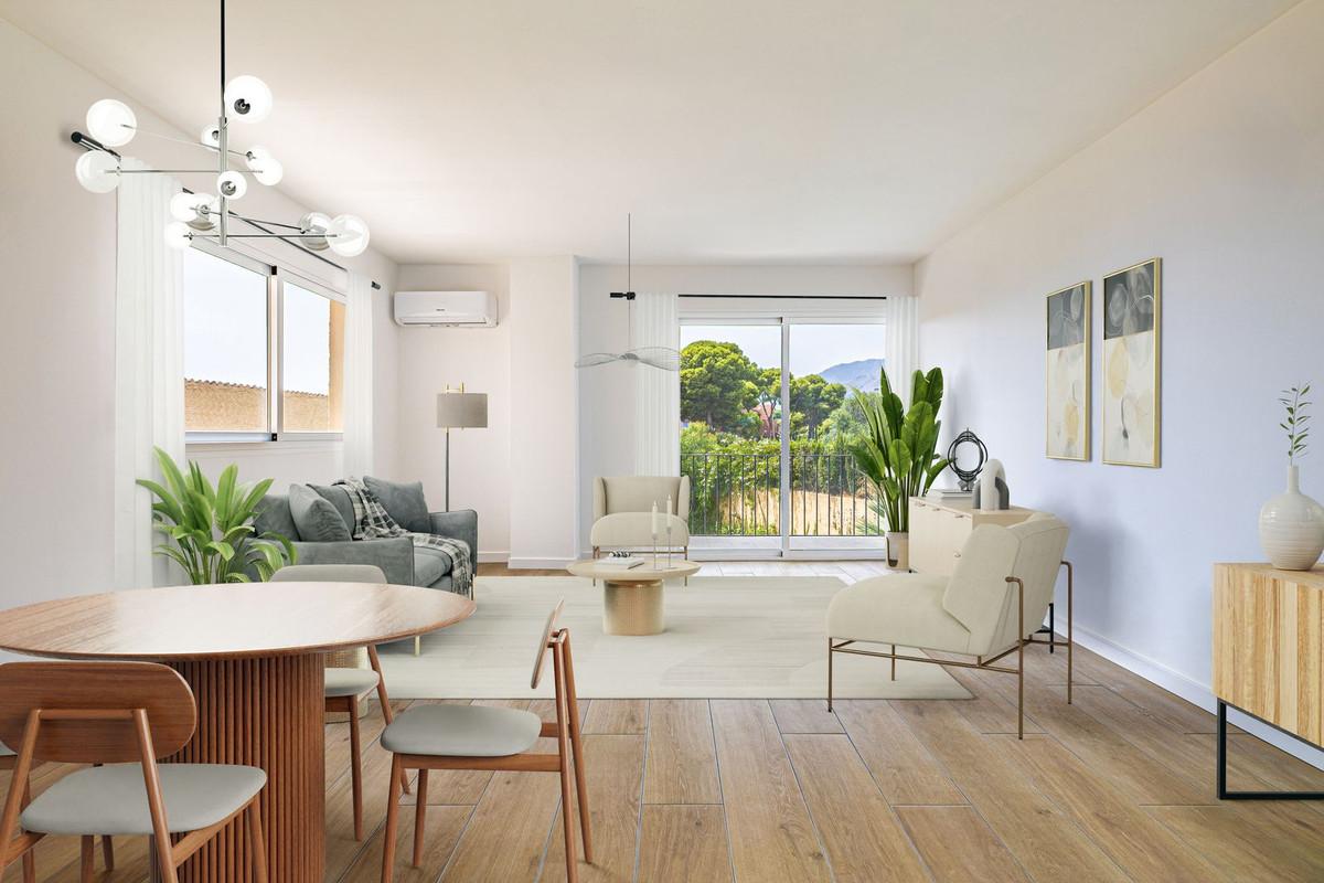 Apartment Middle Floor in Estepona