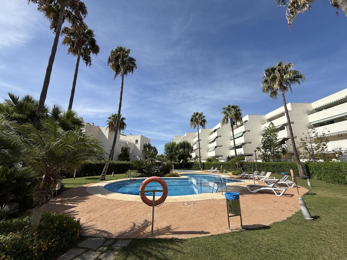Apartment Ground Floor in Guadalmina Baja