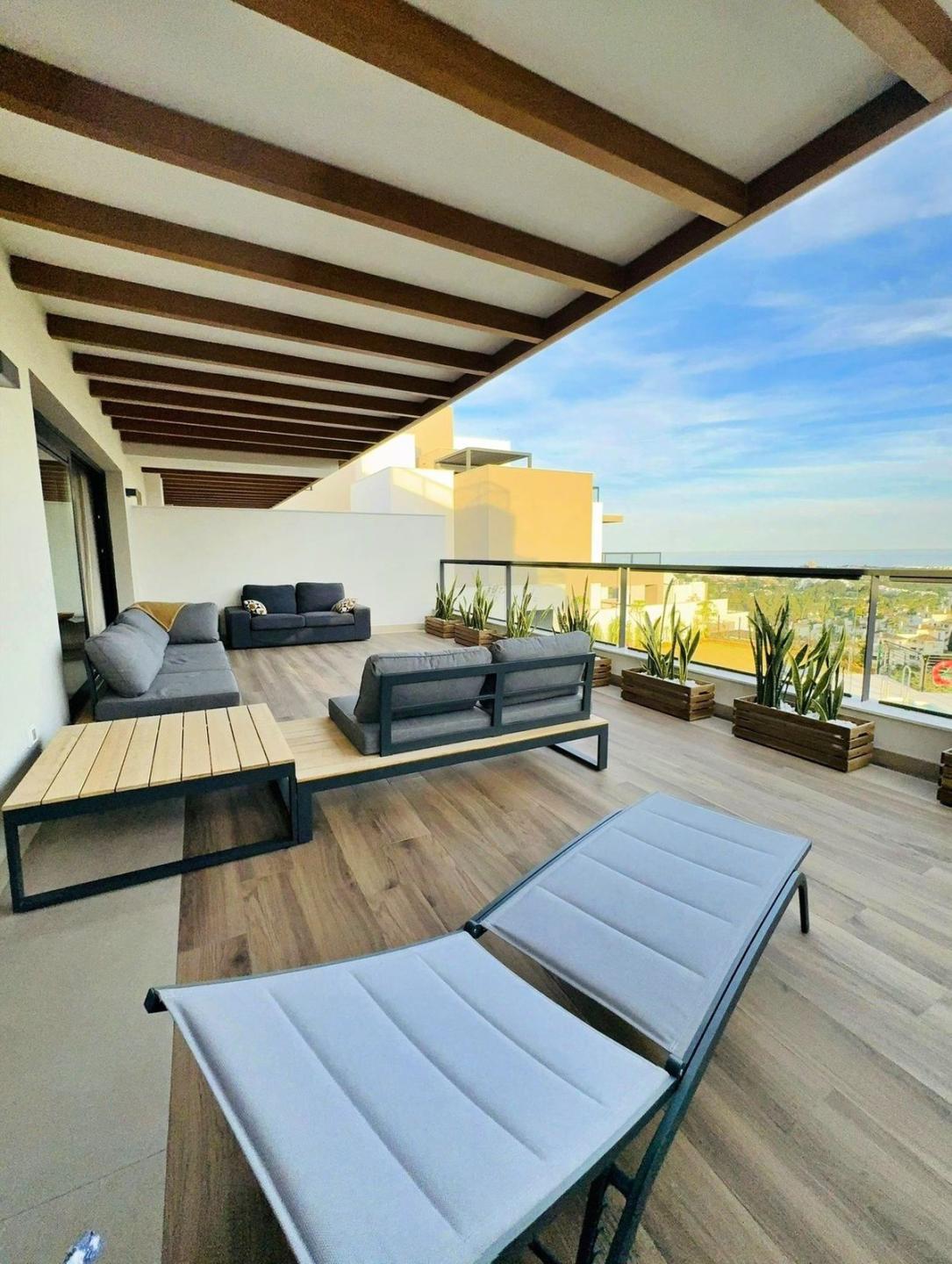 Apartment Middle Floor in Nueva Andalucía