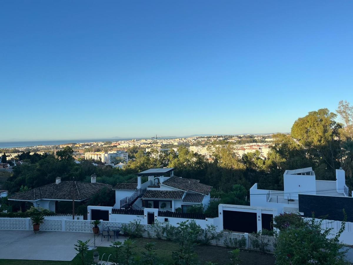 Apartment Duplex in Nueva Andalucía