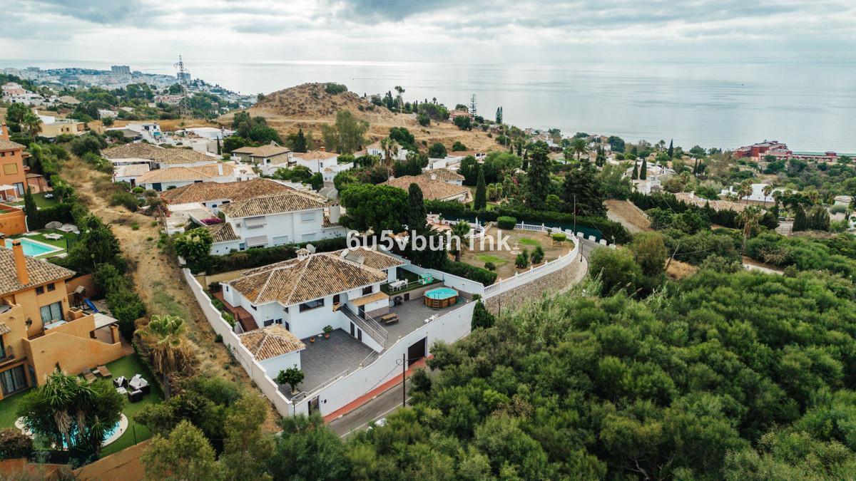 Villa Detached in Benalmadena