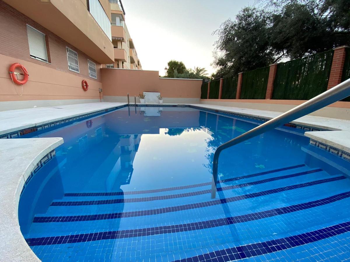 Apartment Middle Floor in Estepona