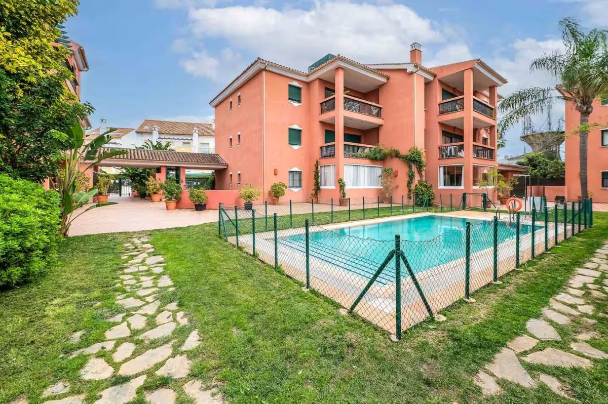 Apartment Middle Floor in Marbesa