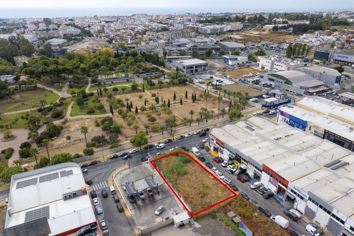 Plot Commercial in San Pedro de Alcántara
