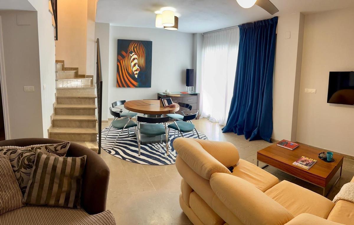 Villa Semi Detached in Manilva