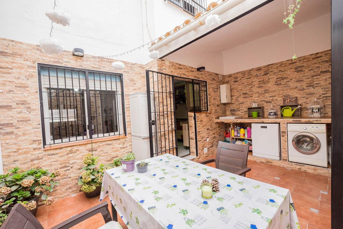 Townhouse Terraced in El Coto