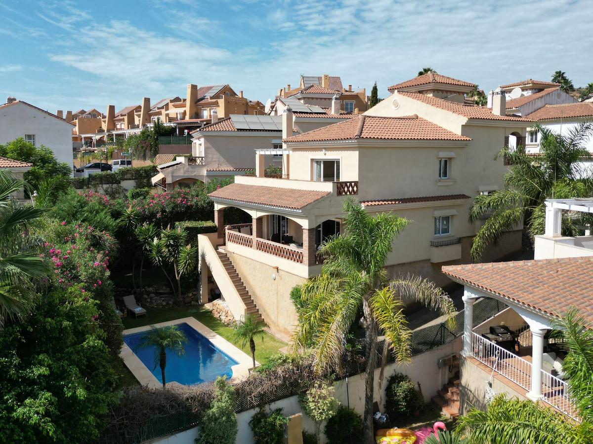 Villa Detached in Riviera del Sol