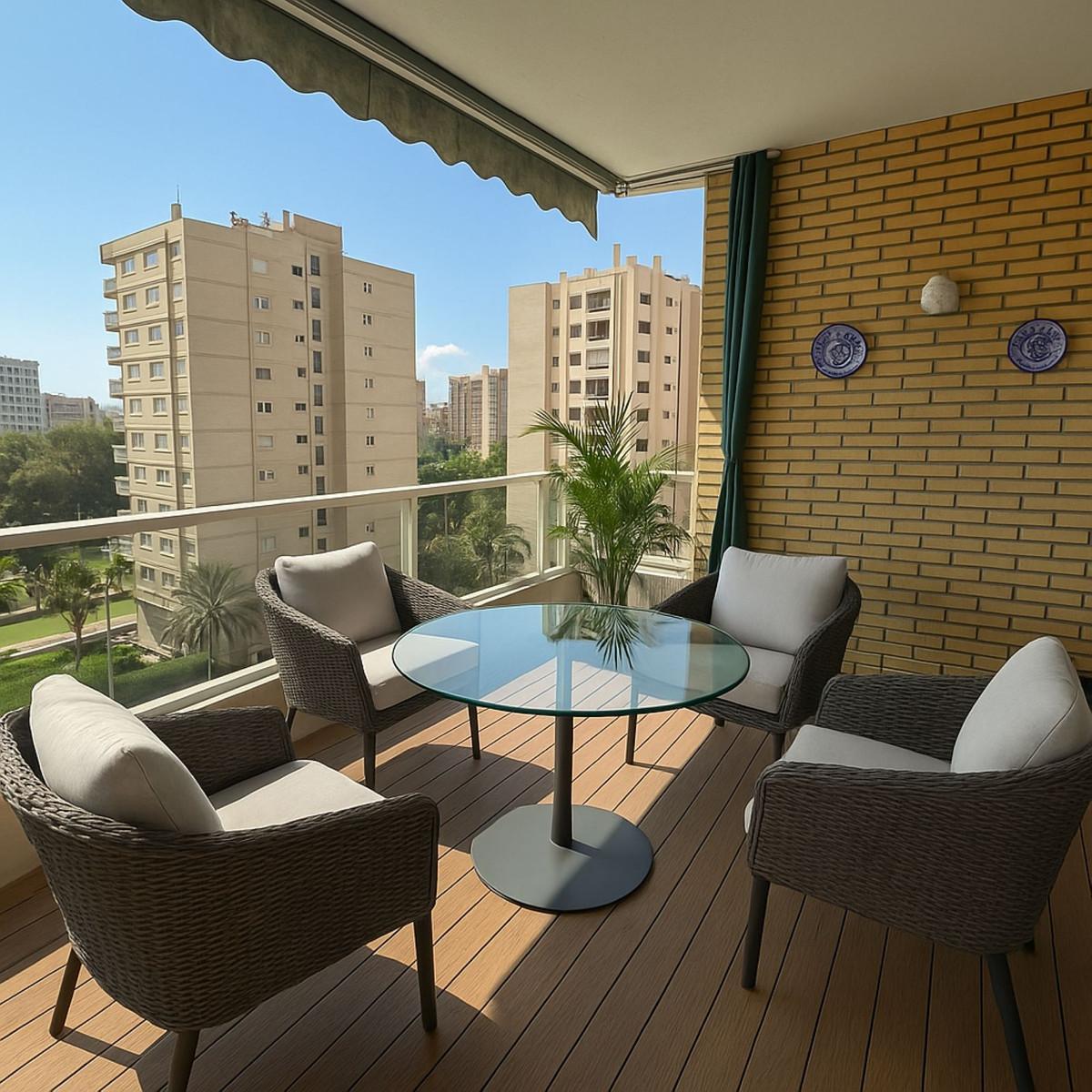 Apartment Middle Floor in Málaga Centro
