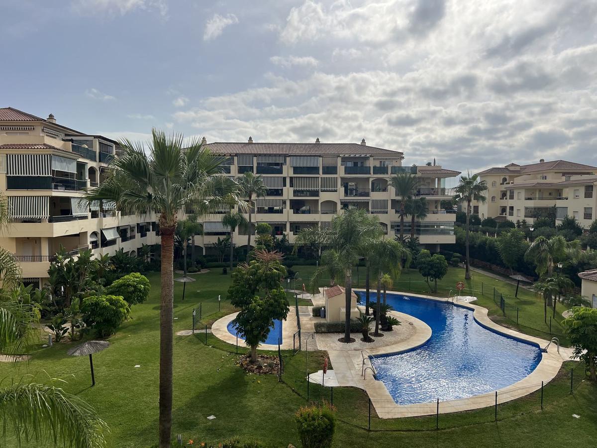 Apartment Middle Floor in La Cala Hills