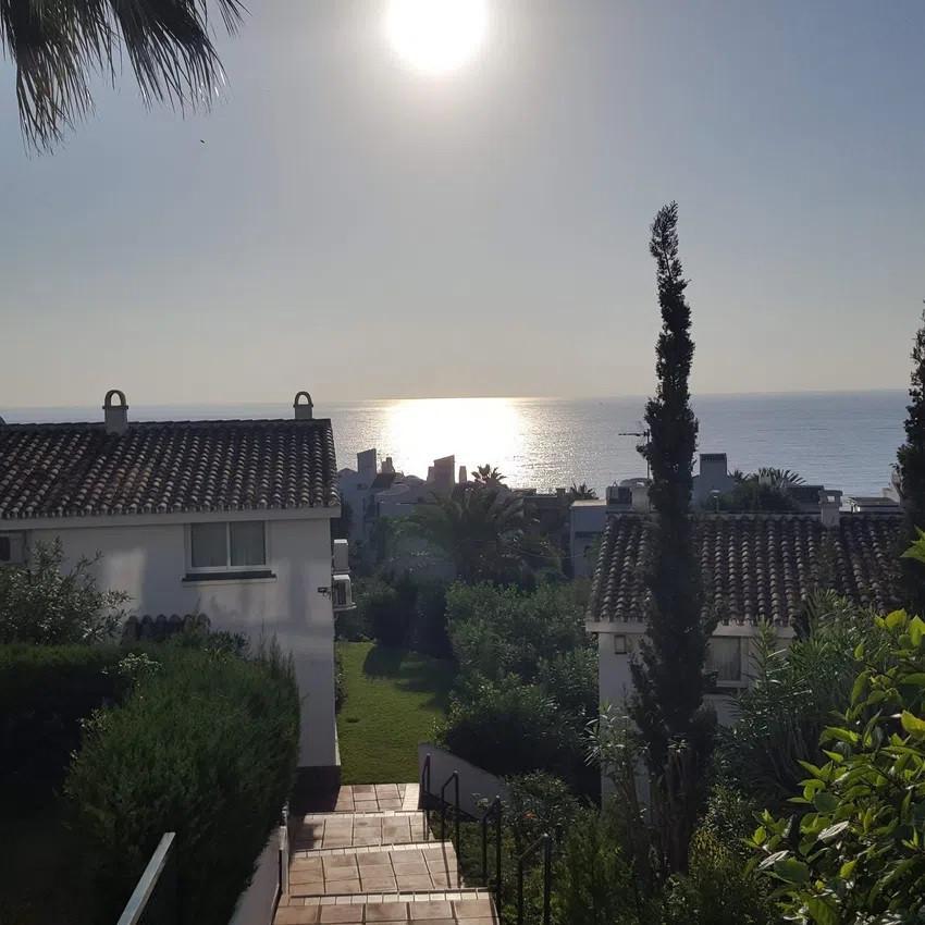 Apartment Middle Floor in Mijas Costa