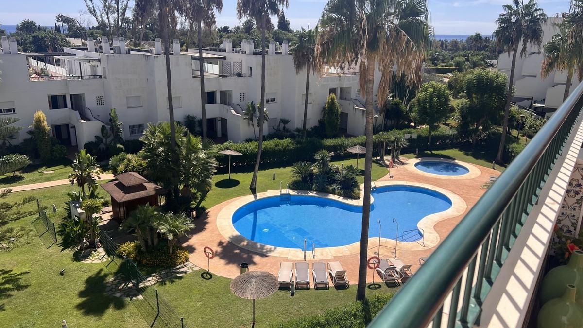 Apartment Penthouse in San Pedro de Alcántara