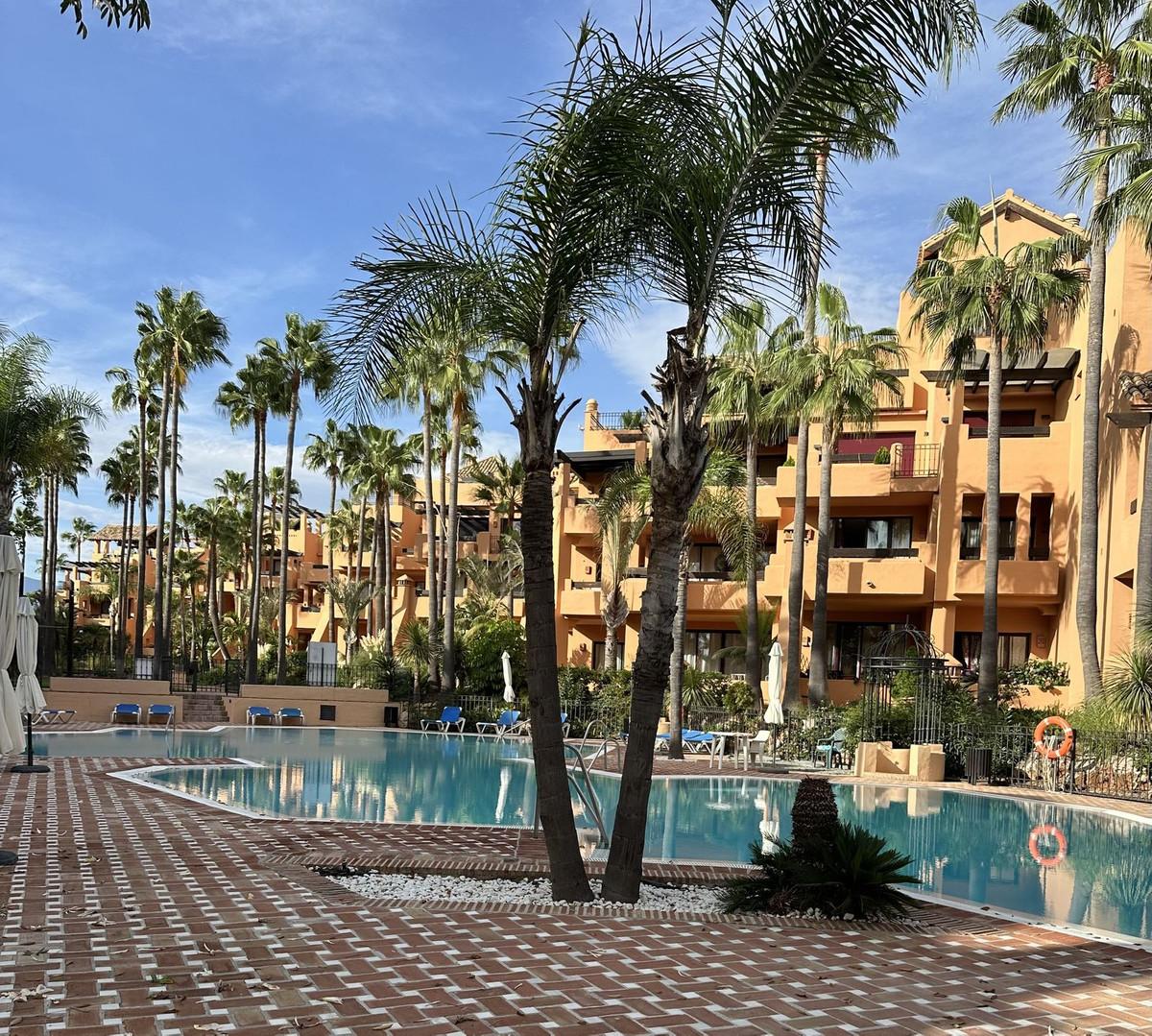 Apartment Middle Floor in San Pedro de Alcántara
