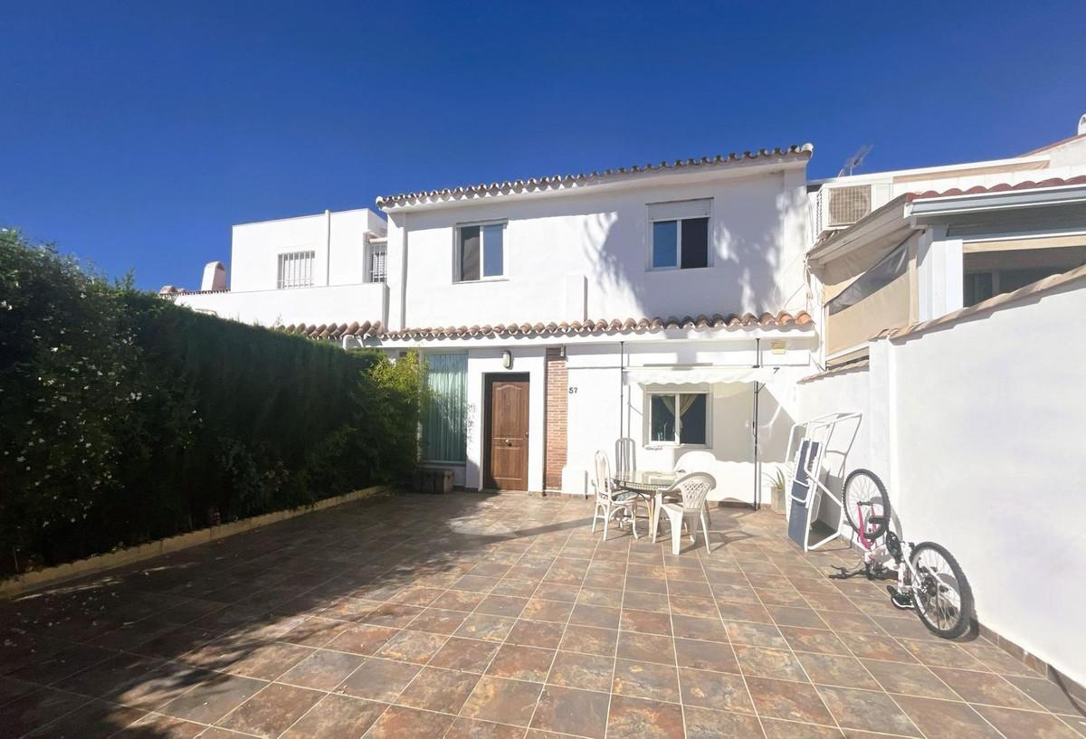 Villa Semi Detached in Estepona