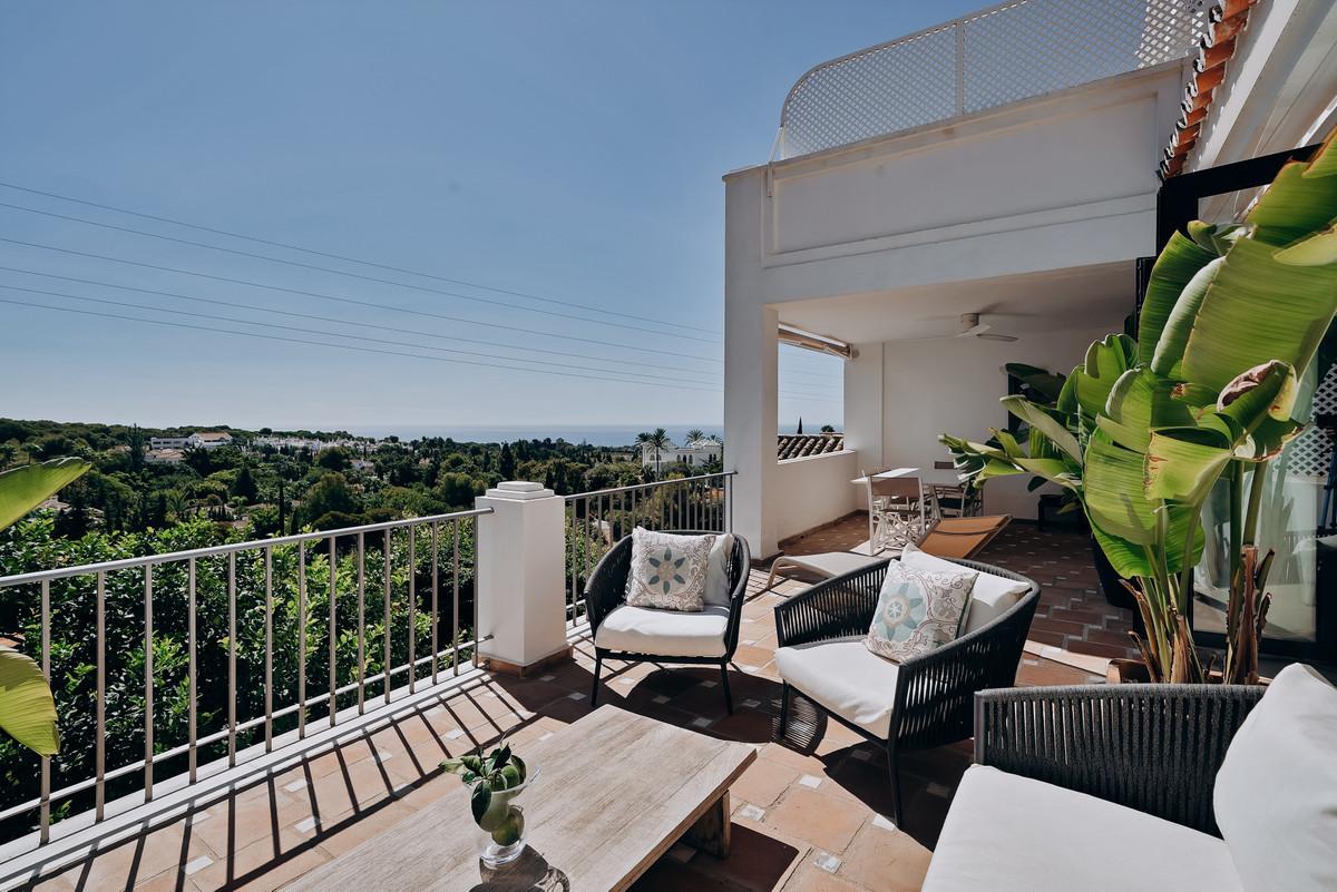 Townhouse Detached in The Golden Mile