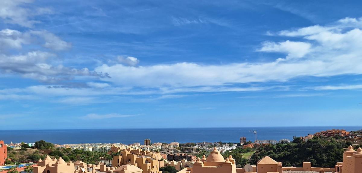 Apartment Penthouse in La Duquesa