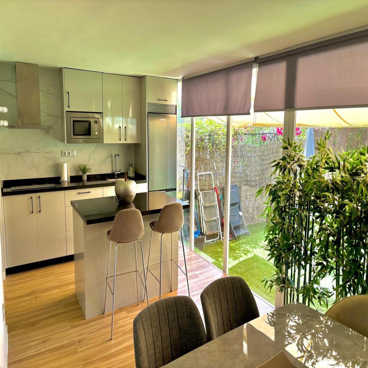 Apartment Ground Floor in Calahonda
