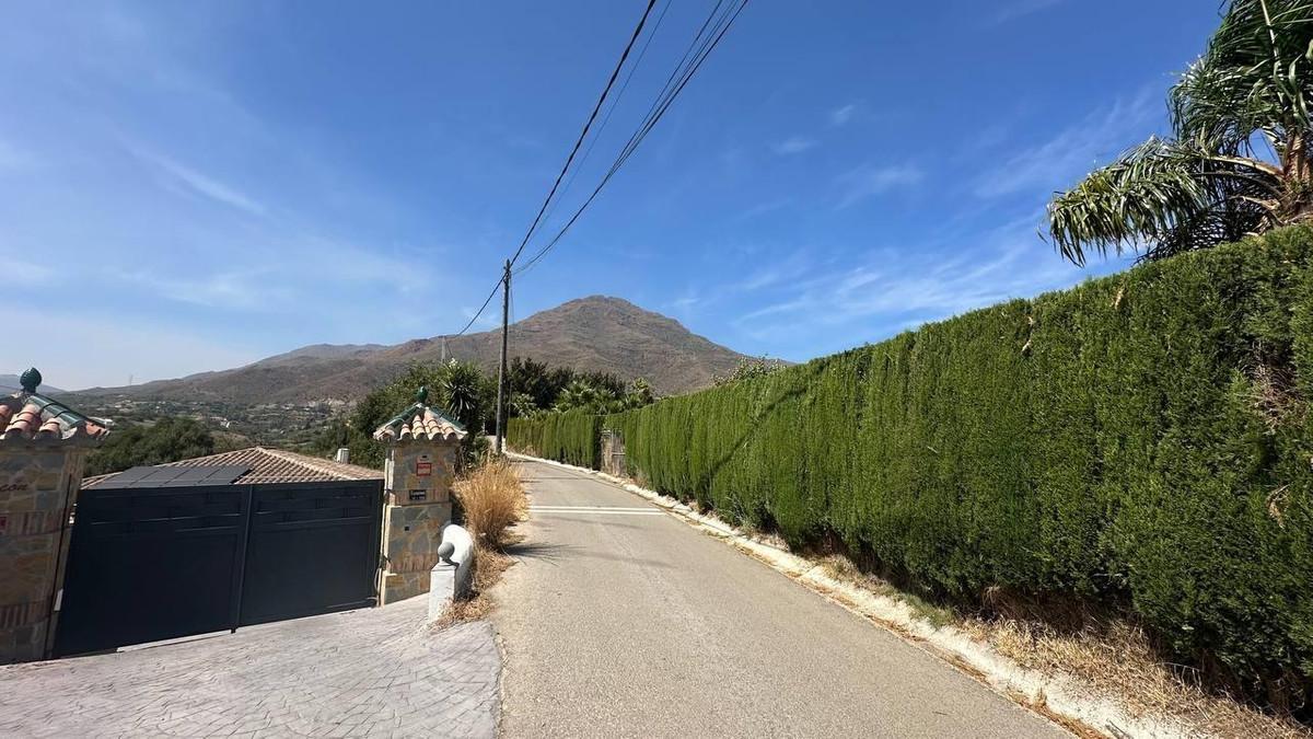 Plot Land in Estepona