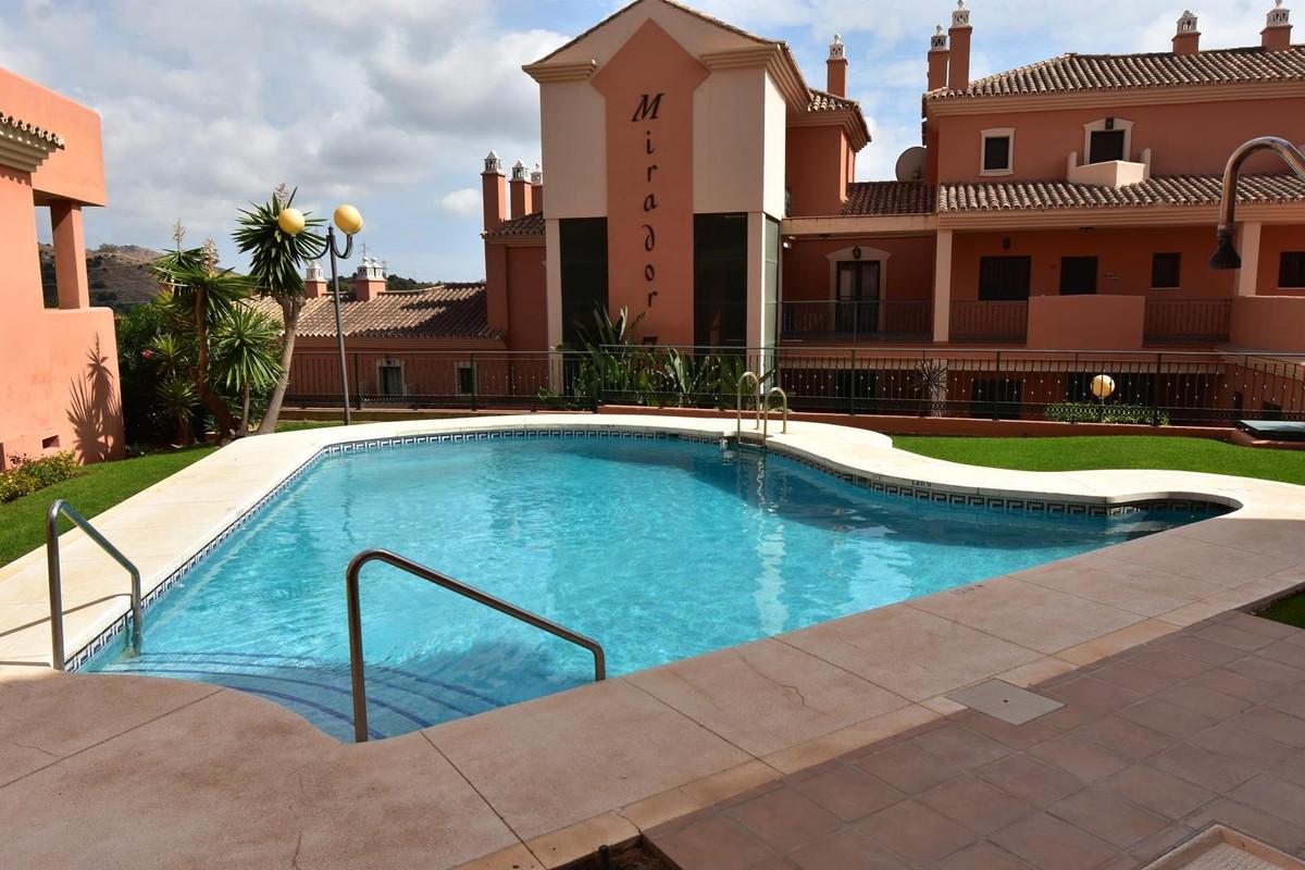 Apartment Middle Floor in Elviria