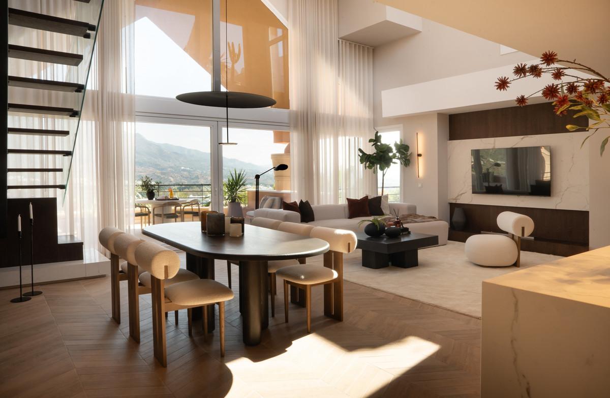Apartment Penthouse in Nueva Andaluc&iacute;a