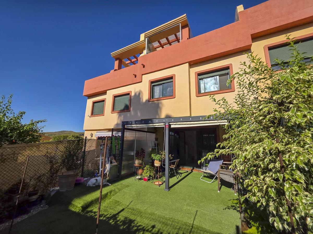Townhouse Terraced in La Duquesa