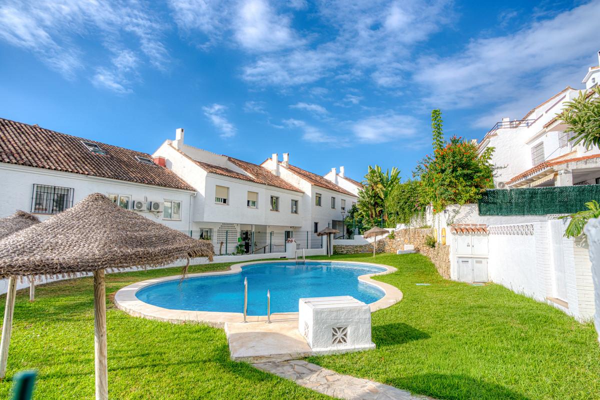 Townhouse Terraced in The Golden Mile