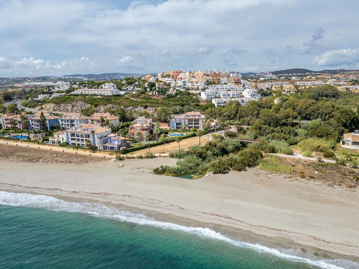 Villa Semi Detached in Casares Playa