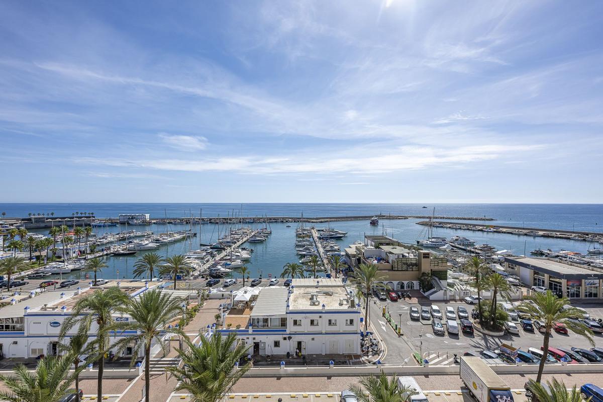 Apartment Middle Floor in Marbella