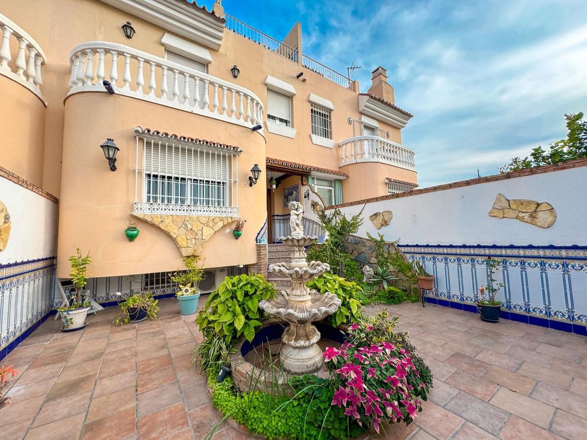 Townhouse Semi Detached in Guadalmar