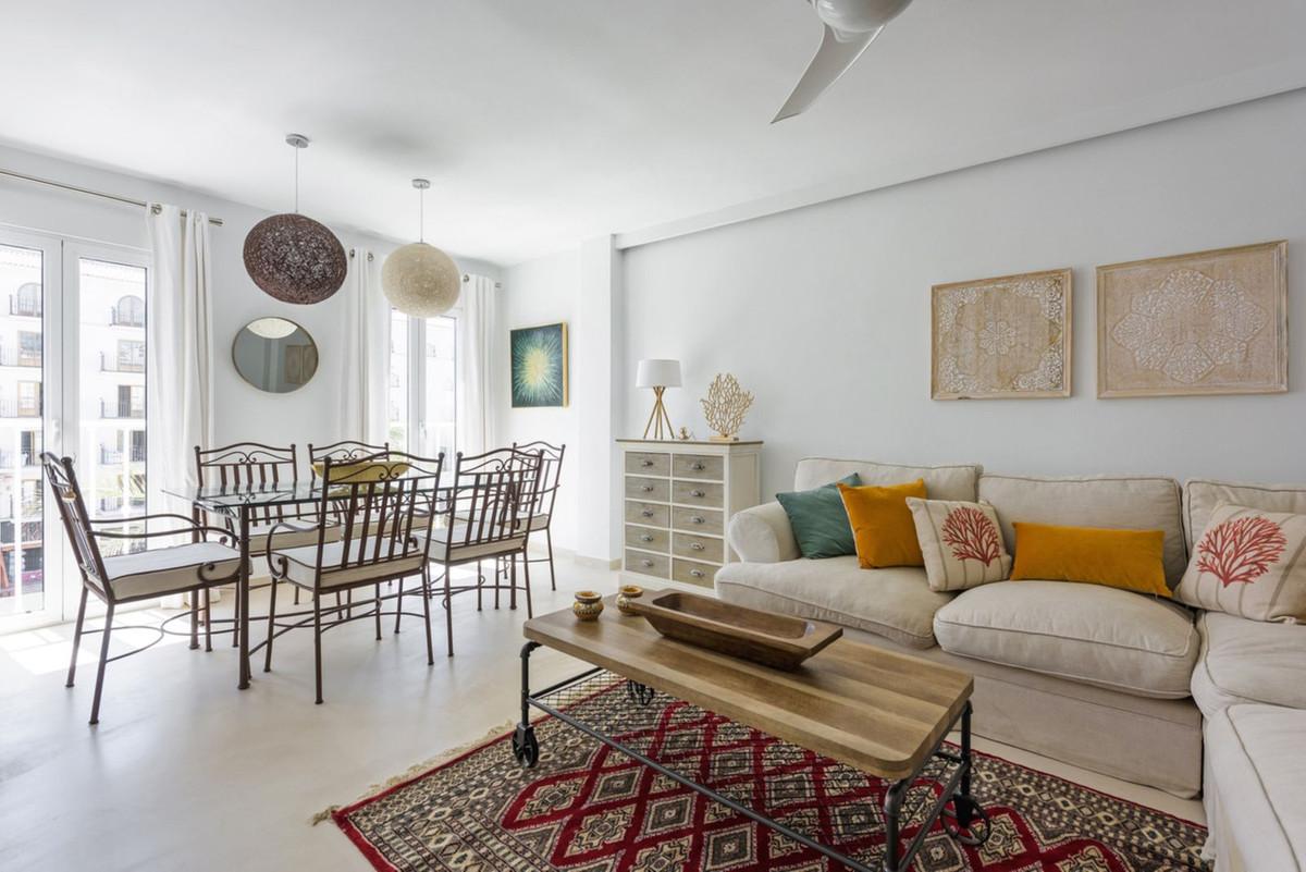 Townhouse Terraced in Nueva Andaluc&iacute;a