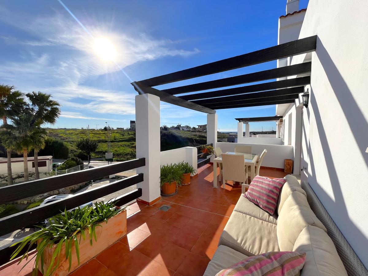 Apartment Penthouse in Estepona