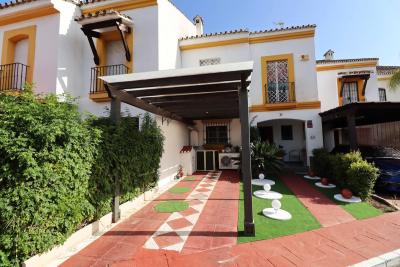 R4880860, Townhouse Terraced in Estepona