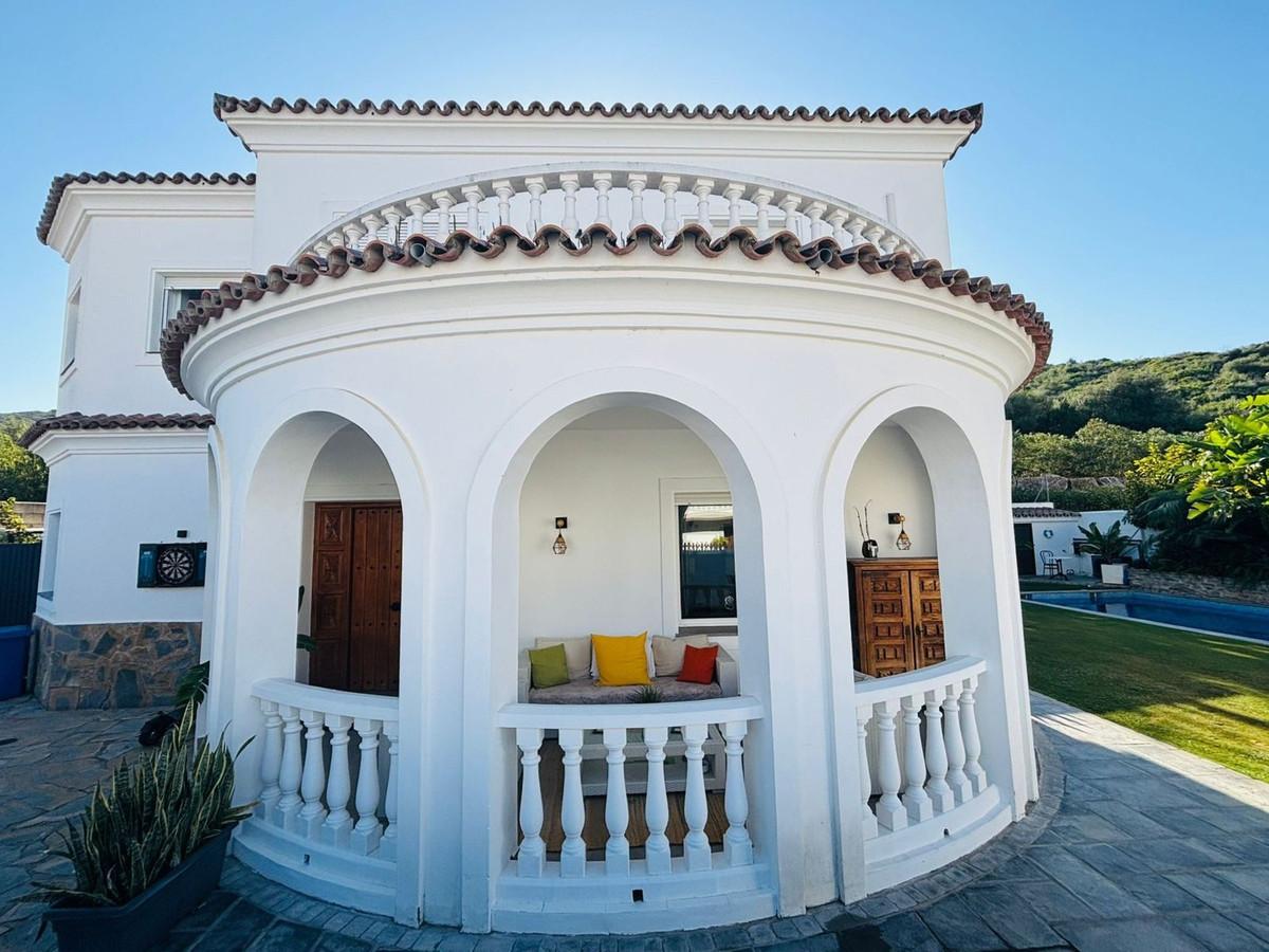 Villa Detached in Casares