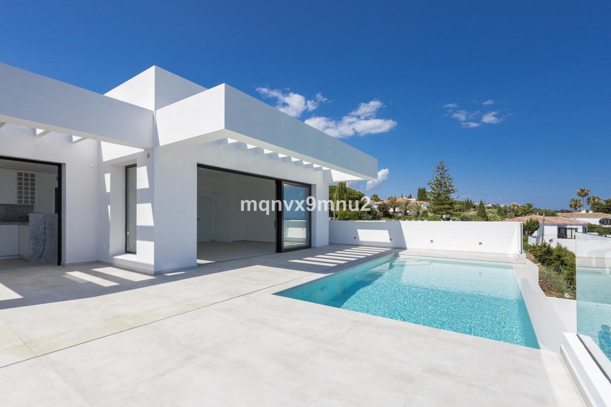 Villa Detached in El Chaparral