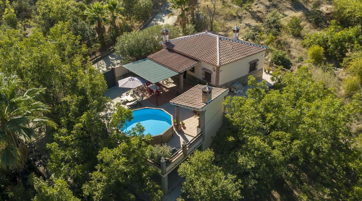 Villa Detached in Coín