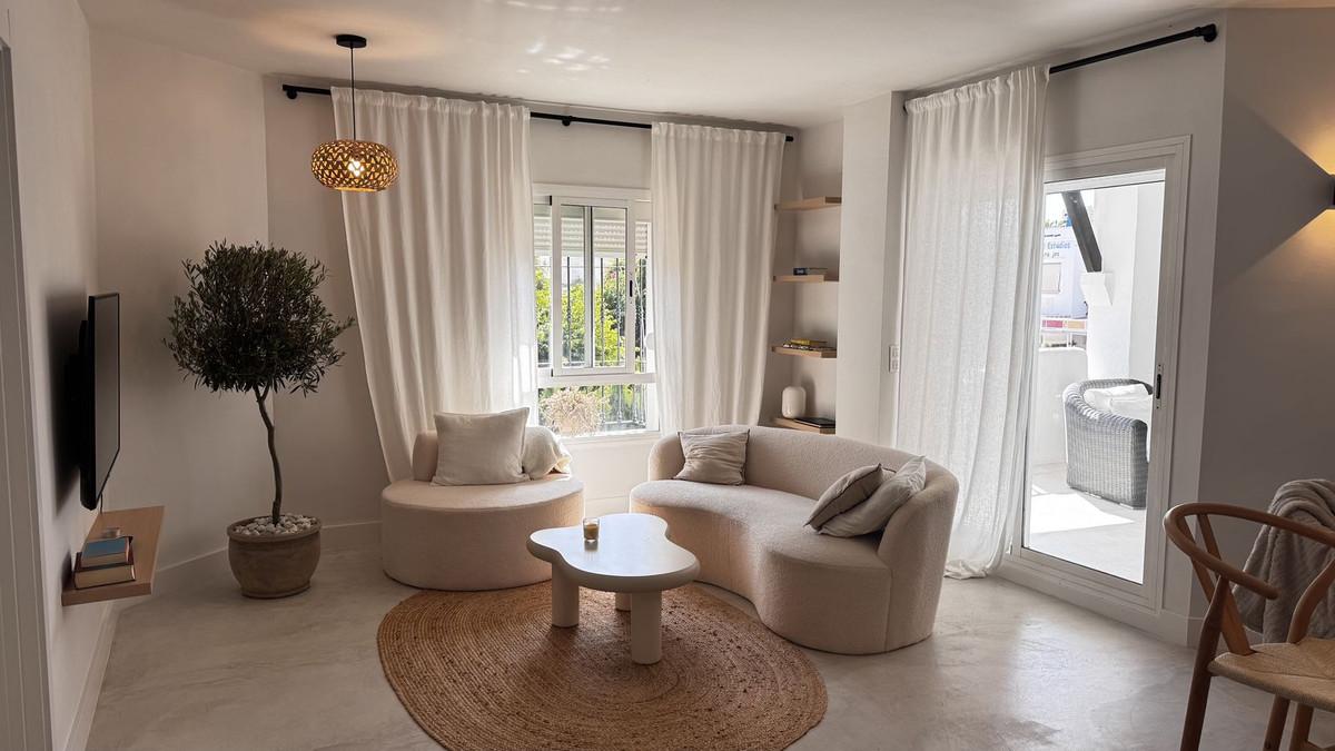 Apartment Middle Floor in Nueva Andalucía
