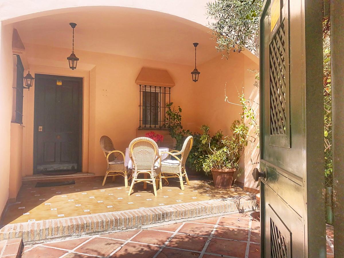 Villa Semi Detached in Guadalmina Alta