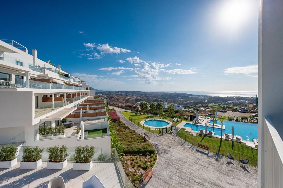 Apartment Middle Floor in Calanova Golf