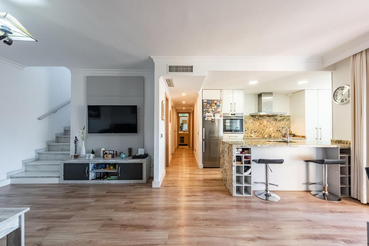 Apartment Penthouse in San Pedro de Alc&aacute;ntara
