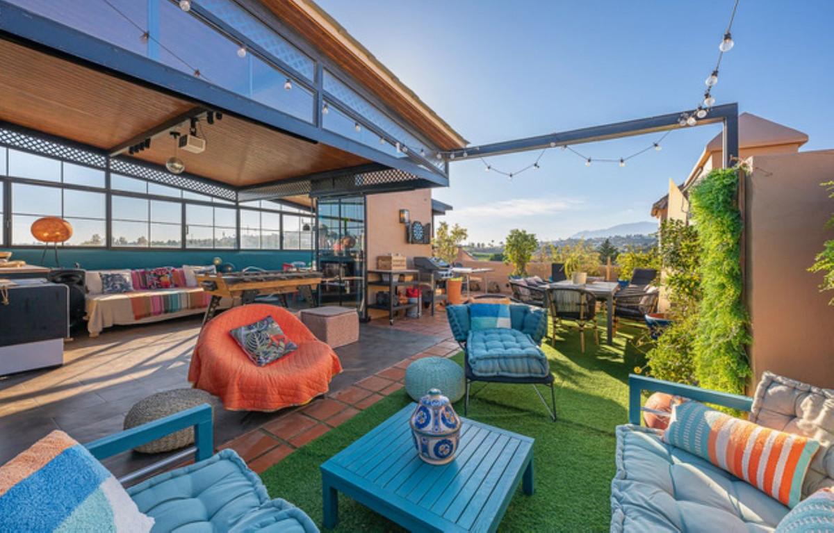 Apartment Penthouse in Atalaya