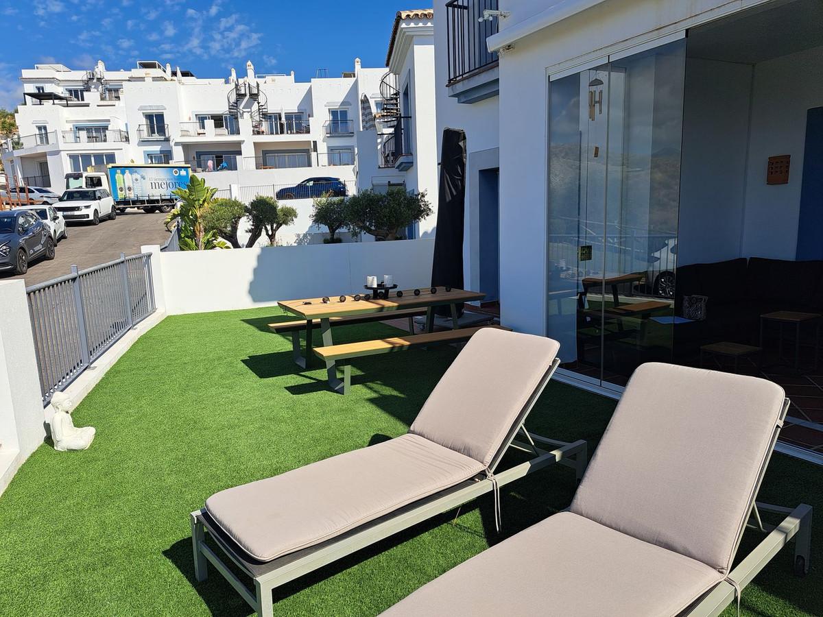 Apartment Ground Floor in El Paraiso