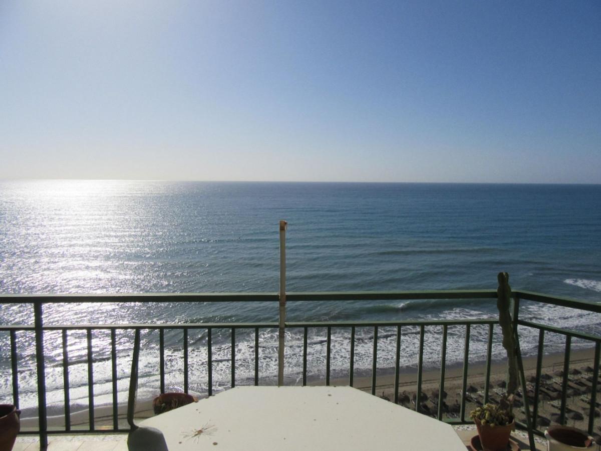 Apartment Middle Floor in Carvajal