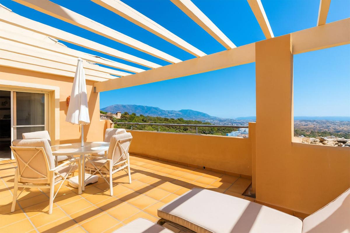 Apartment Penthouse in La Mairena