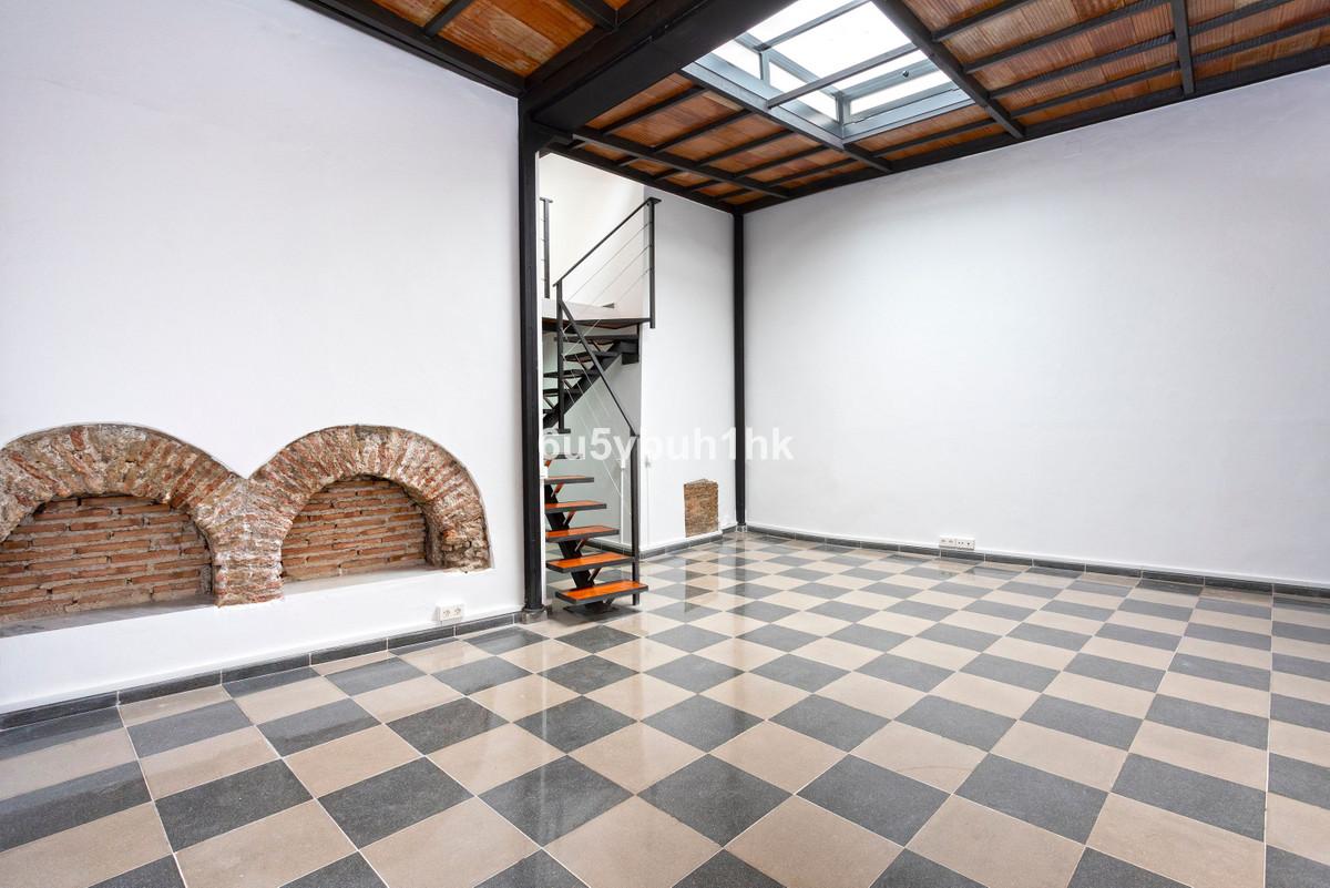 Commercial Office in M&aacute;laga