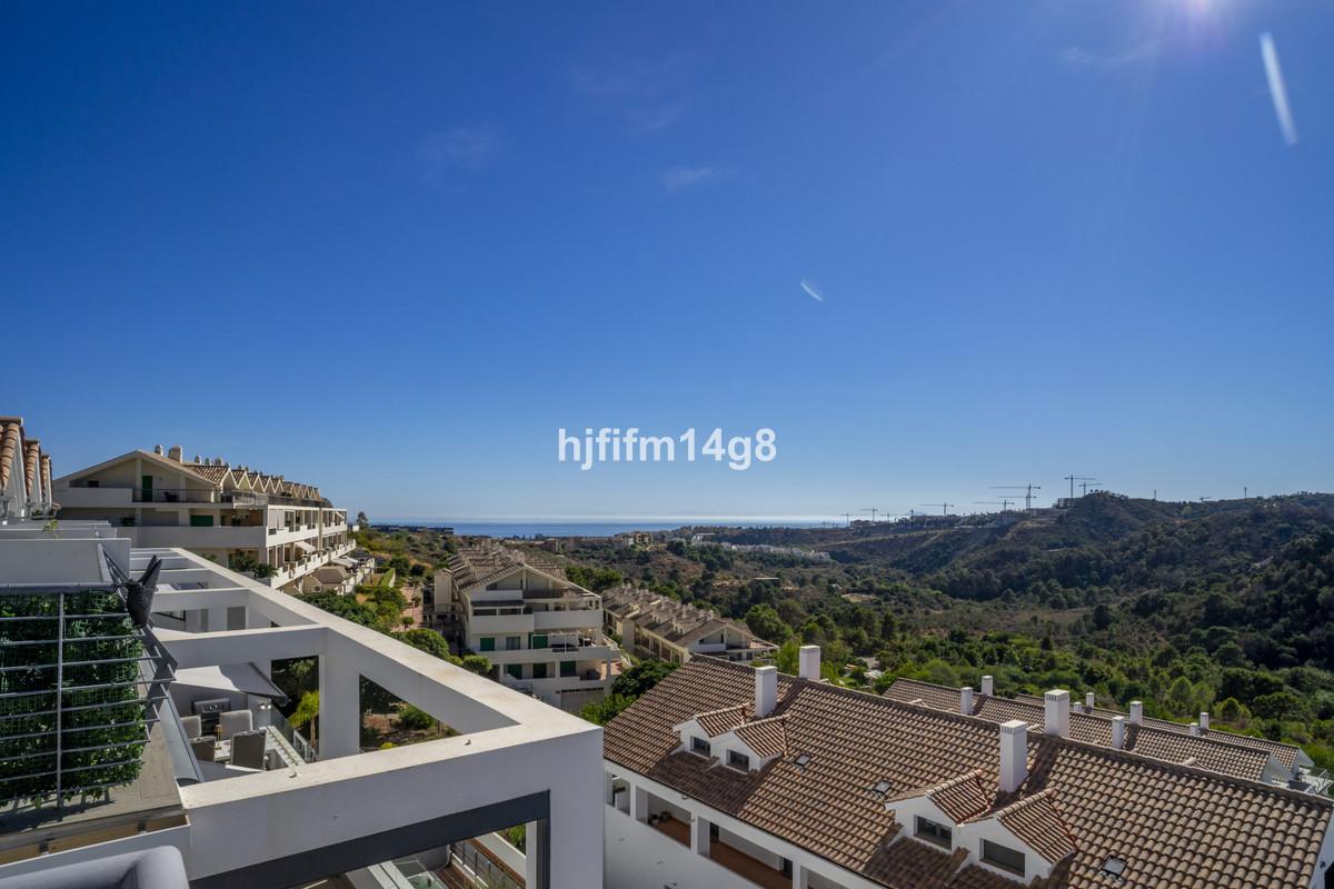 Apartment Penthouse Duplex in Estepona