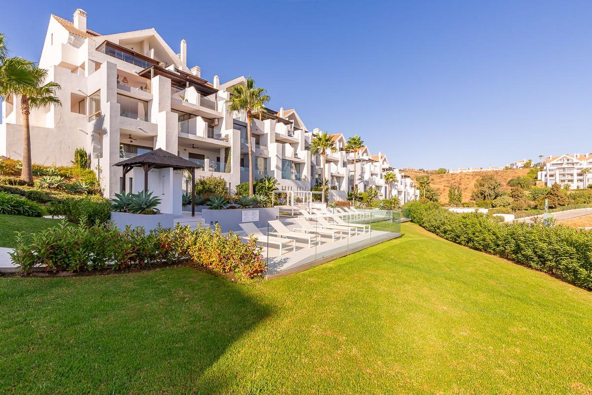 Apartment Middle Floor in La Cala de Mijas