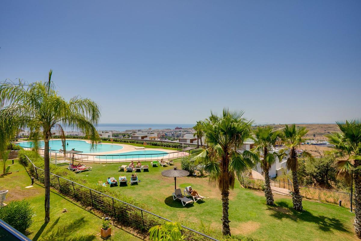 Apartment Middle Floor in Estepona