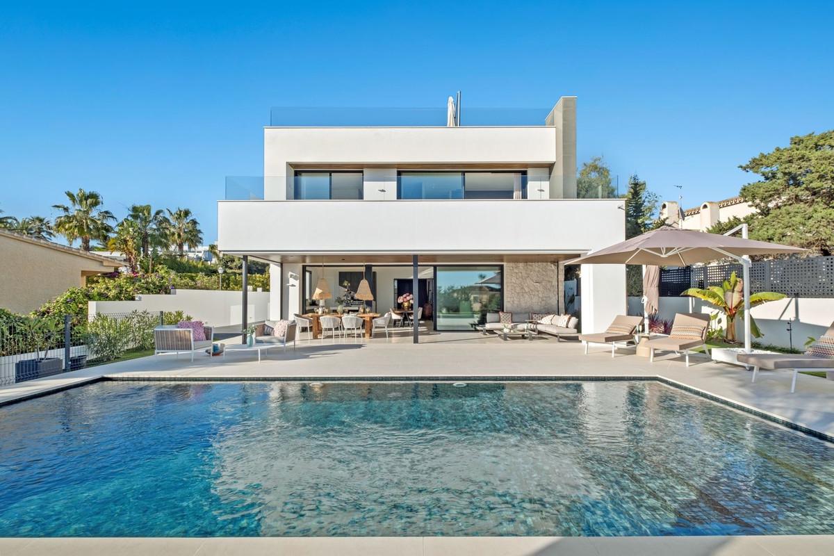 Villa Detached in Marbesa