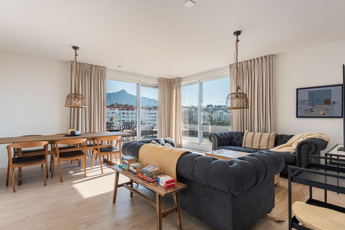 Apartment Penthouse in Nueva Andaluc&iacute;a