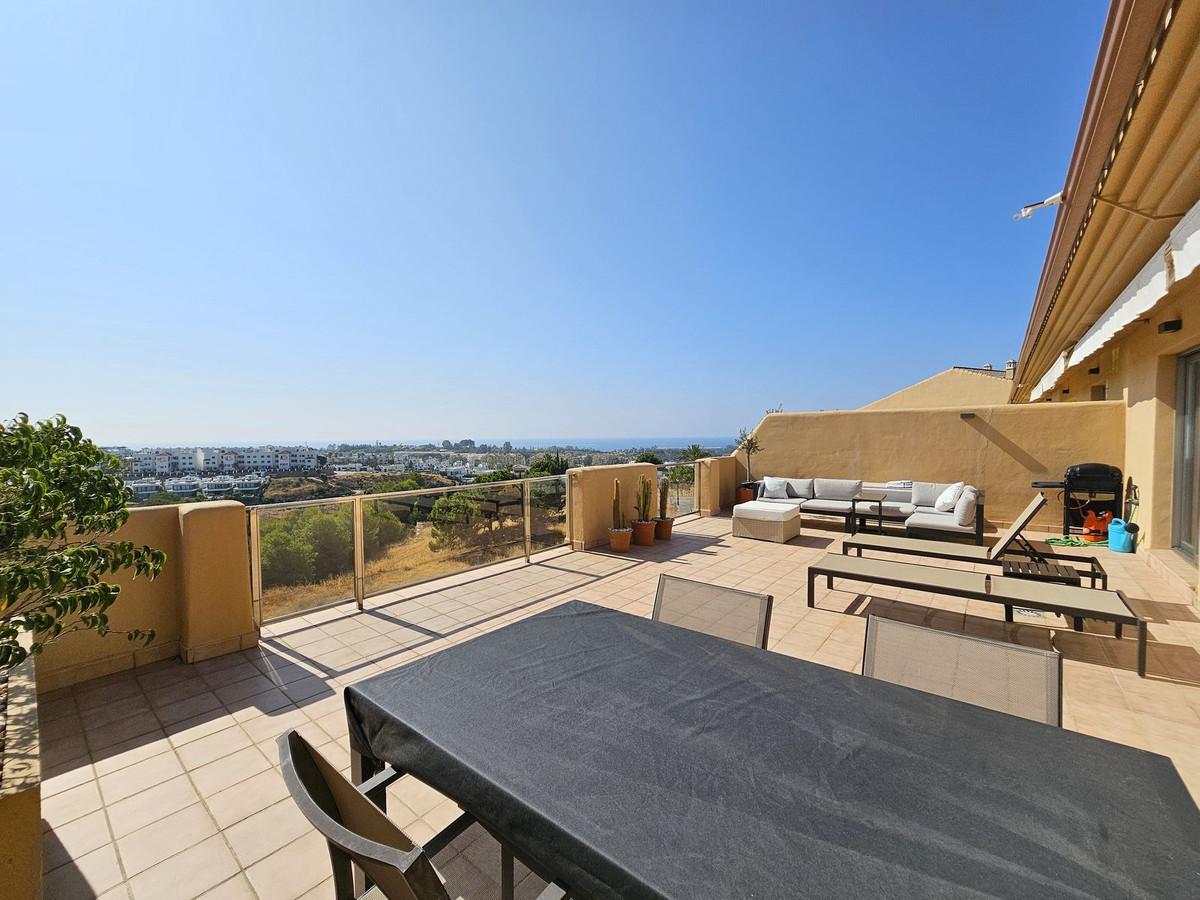 Apartment Penthouse in Selwo